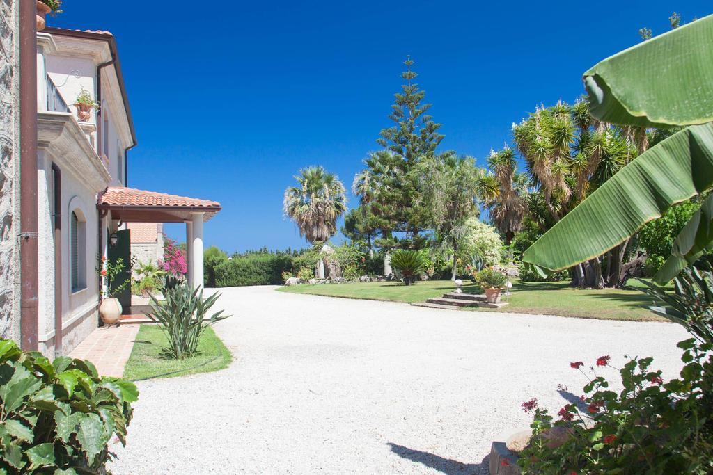 Rosmarino Park Ito83084B59Cp6Px5J Villa Sant'Agata di Militello Exterior photo